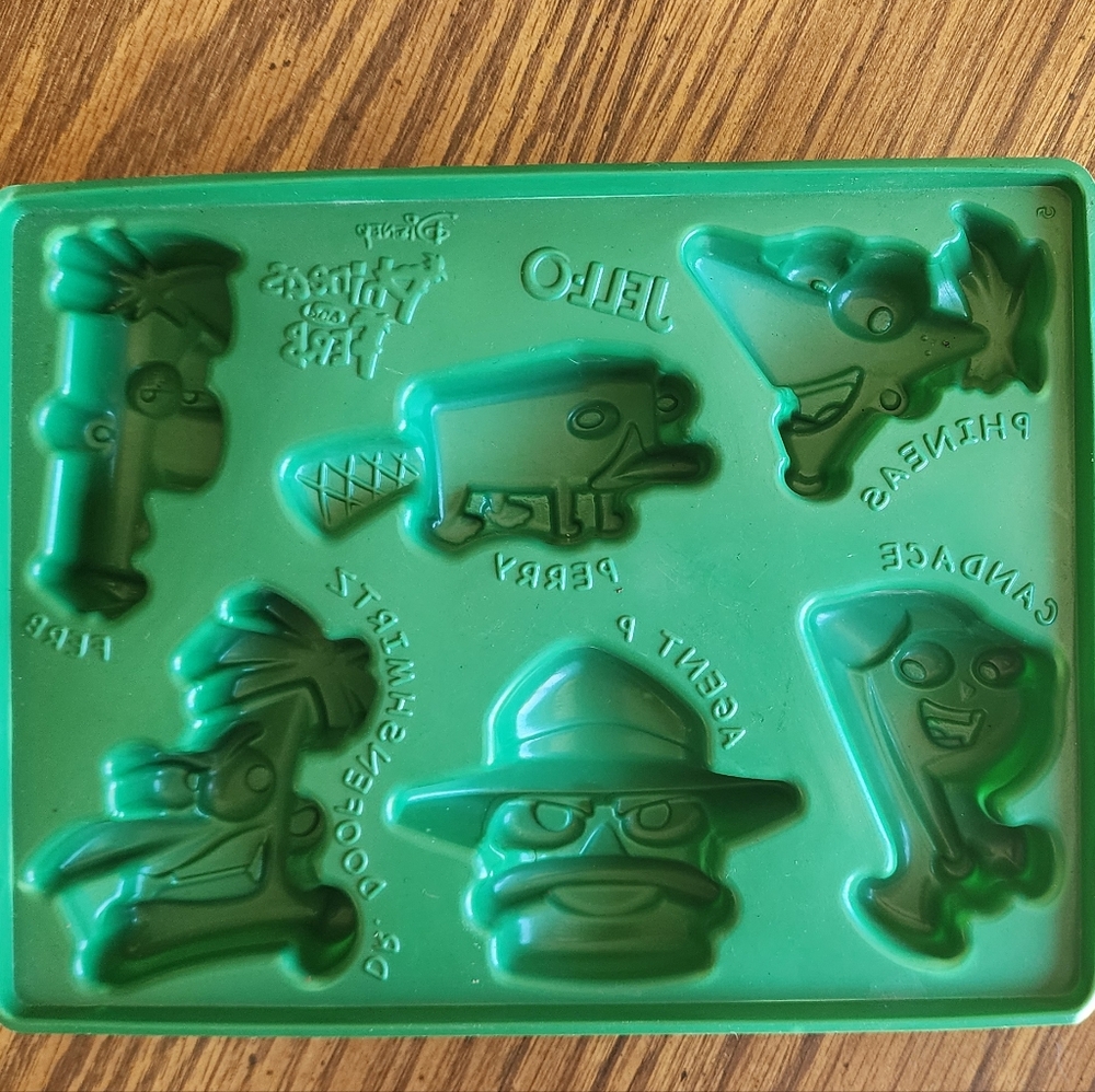 Disney Phineas and Ferb Jello mold